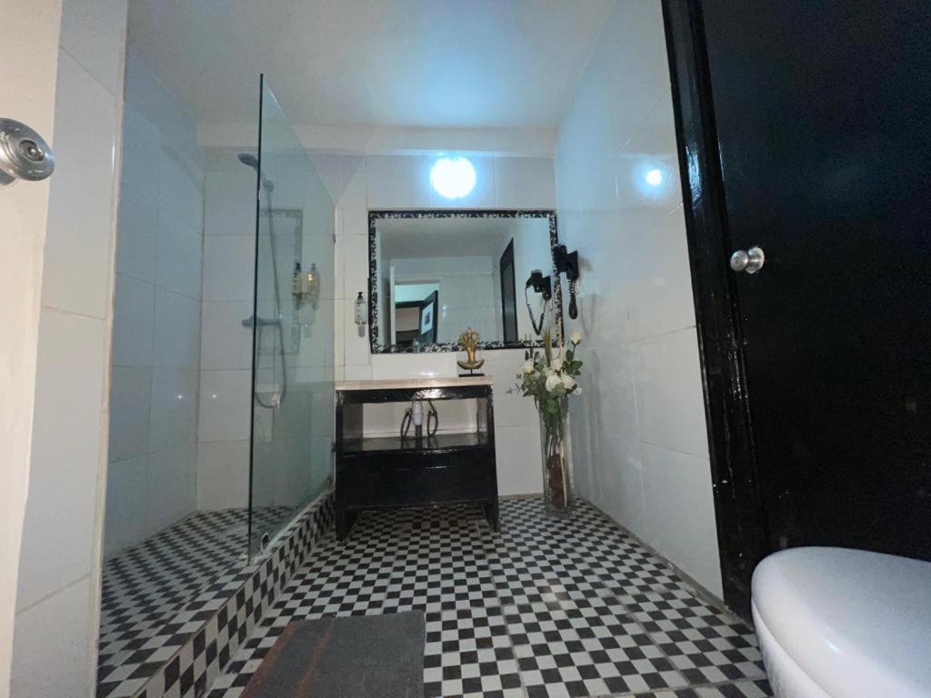 Hotel Parque Forestal Сантьяго Экстерьер фото